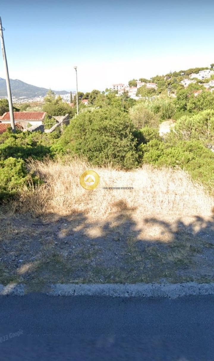 Οικόπεδο στην Κέντρο, Πεντέλη