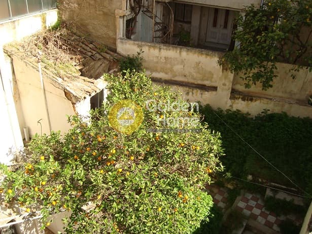 House in Piraiki, Piraeus — Photo 1 of 14