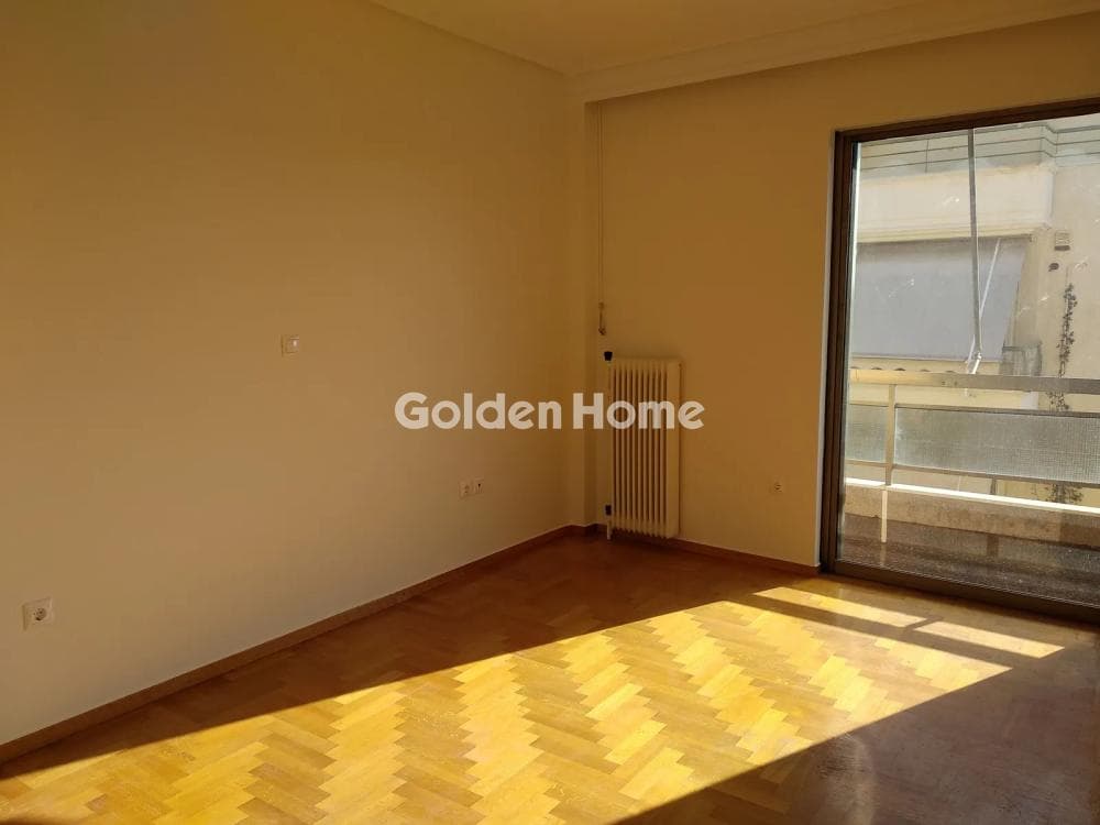 Apartment in Agios Ioannis, Neos Kosmos — Photo 10 of 20
