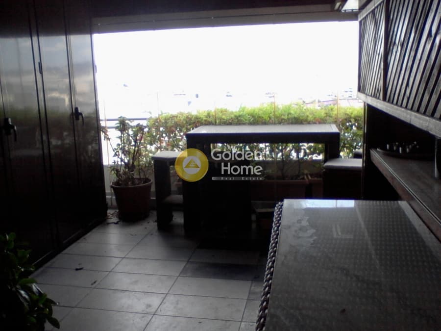 Retail Store in Alsos, Nea Smyrni — Photo 1 of 7