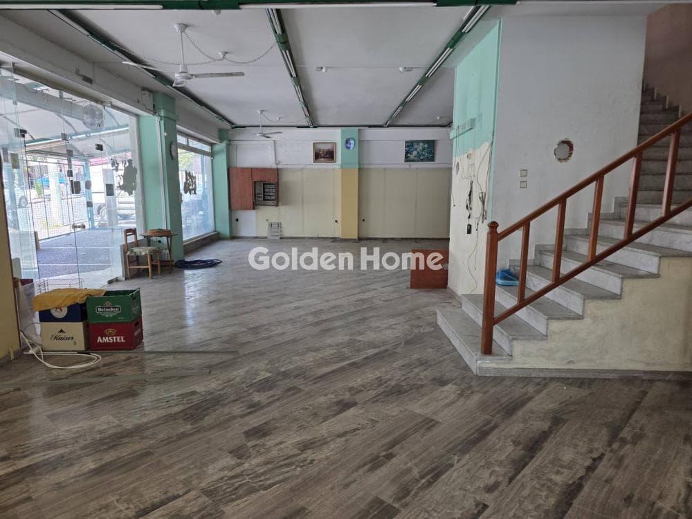 Retail Store in Filakes - Athlitiko Kentro, Koridallos — Photo 3 of 21