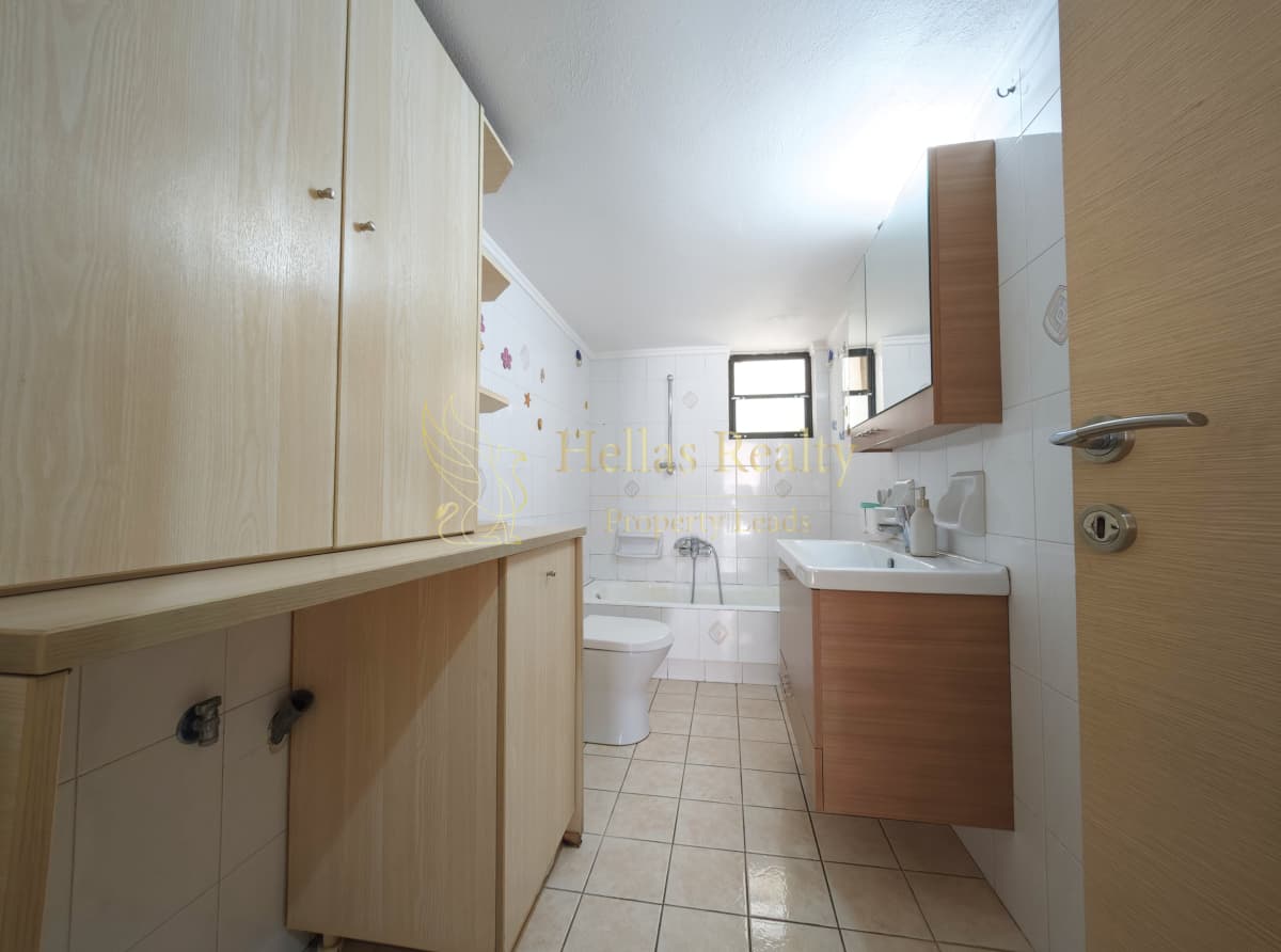 Apartment in Aspra Chomata, Peristeri — Photo 16 of 25