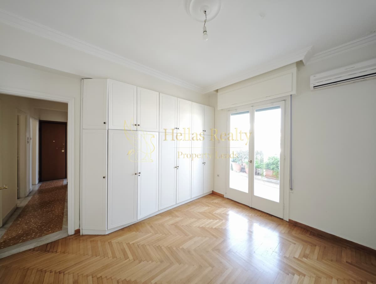 Apartment in Politechneio, Exarchia - Neapoli — Photo 11 of 16