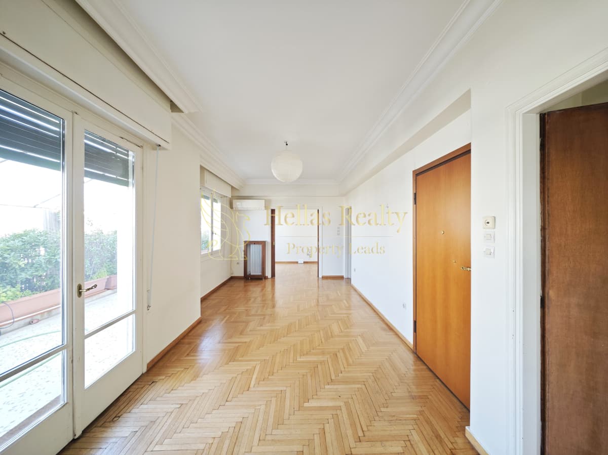 Apartment in Politechneio, Exarchia - Neapoli — Photo 4 of 16