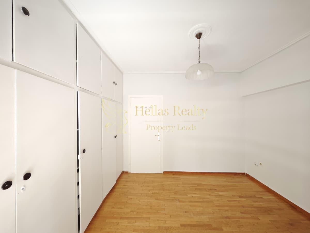 Apartment in Neo Pagkrati, Vironas — Photo 7 of 11