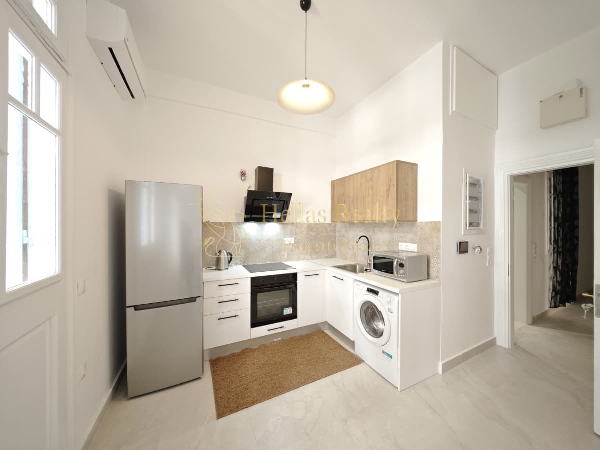 Apartment in Exarcheia, Exarchia - Neapoli — Photo 4 of 10