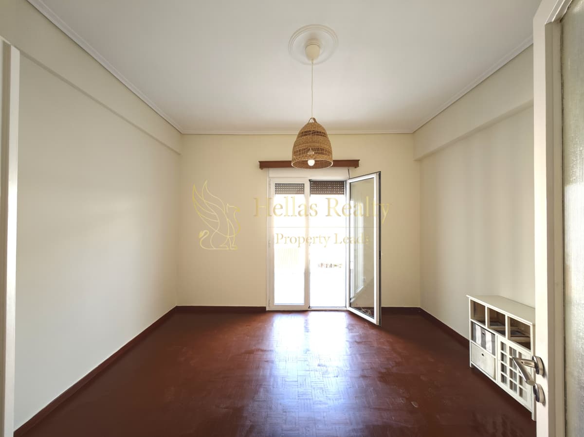 Apartment in Neo Pagkrati, Vironas — Photo 1 of 15