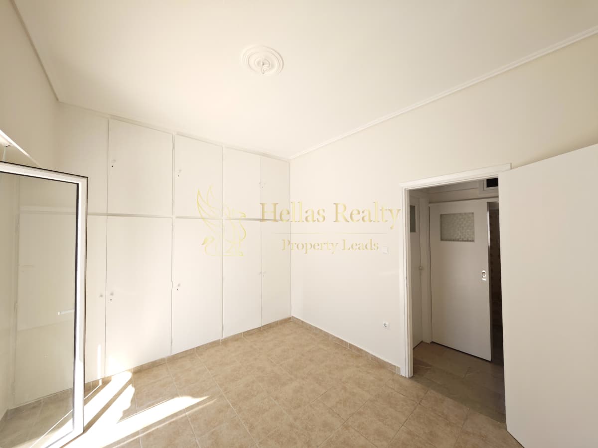 Apartment in Neo Pagkrati, Vironas — Photo 10 of 13
