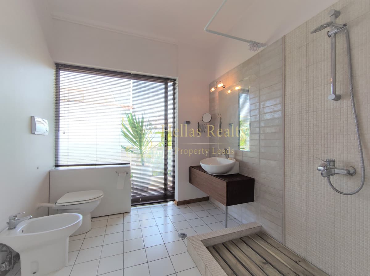 Apartment in Ampelakia, Alimos — Photo 10 of 14