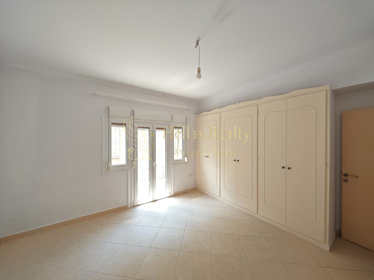 Office in Agios Georgios, Kolonaki - Likavitos — Photo 14 of 16