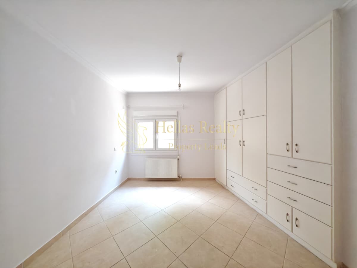 Office in Agios Georgios, Kolonaki - Likavitos — Photo 12 of 16