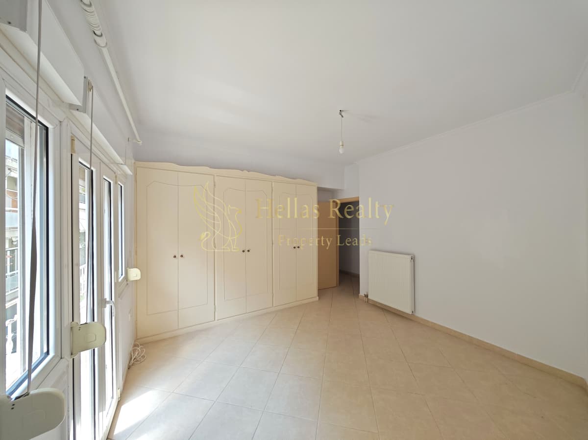 Office in Agios Georgios, Kolonaki - Likavitos — Photo 15 of 16