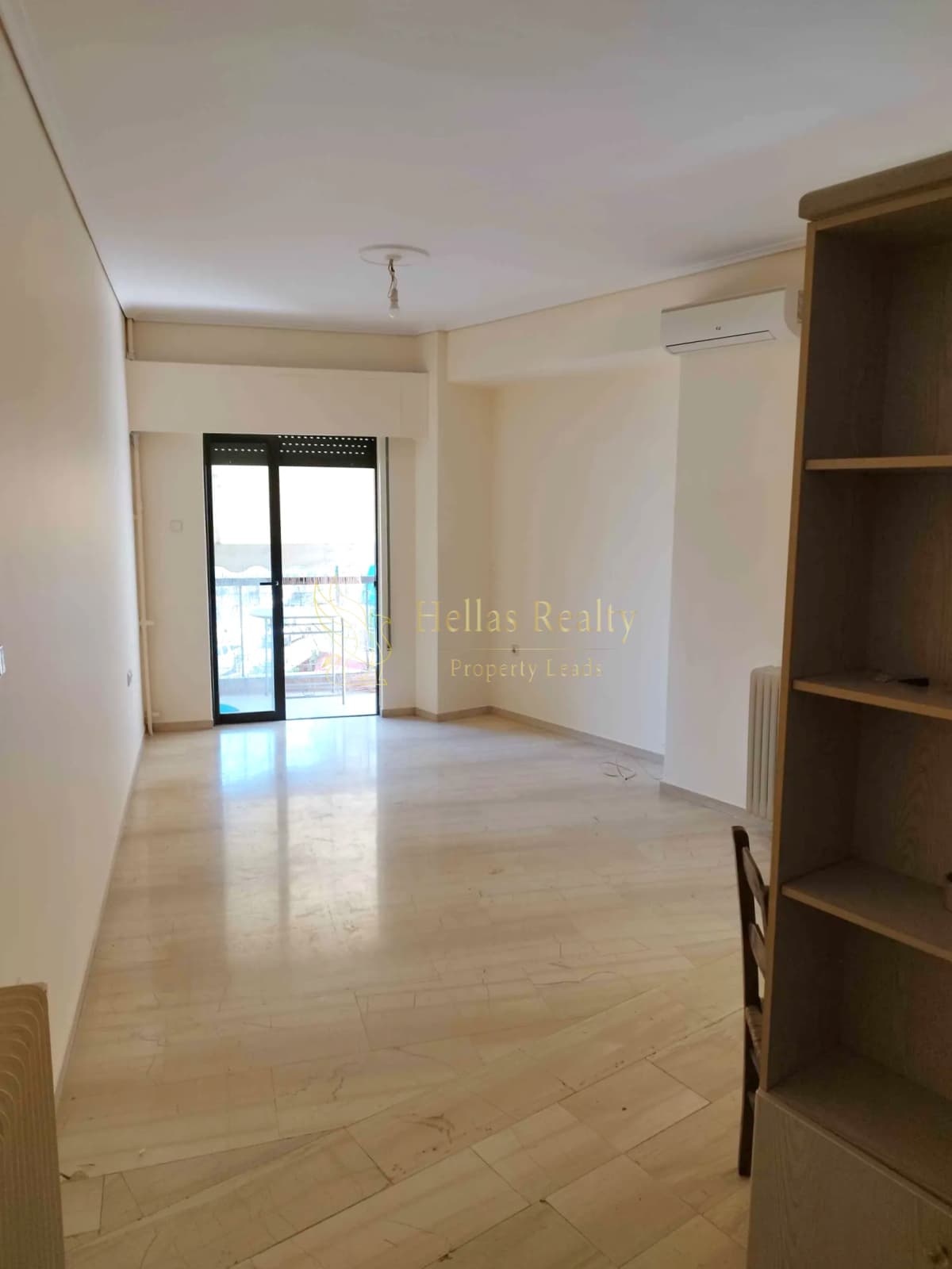 Apartment in Center, Kaisariani — Photo 2 of 9