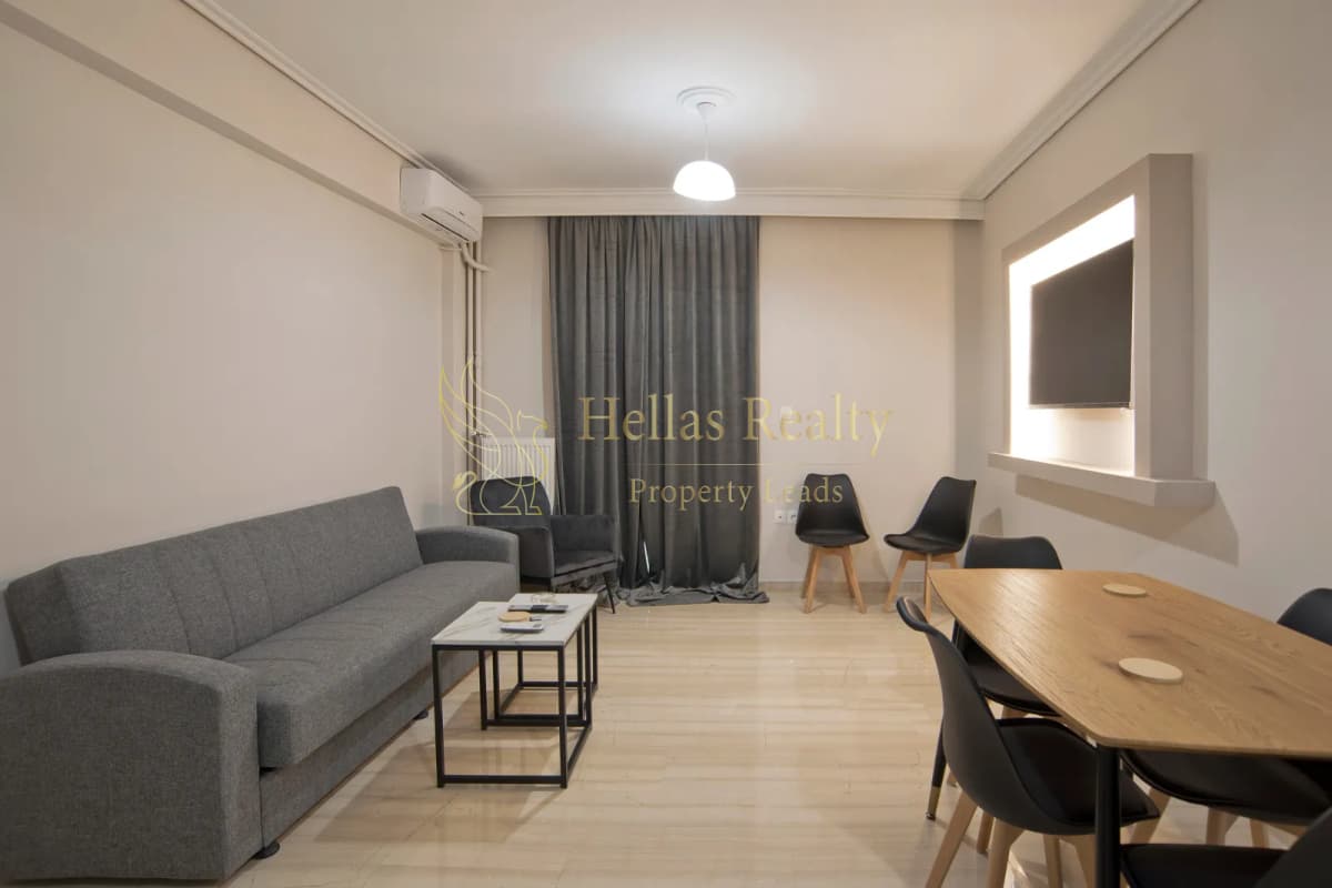 Apartment in Plateia Anagenniseos, Kaisariani — Photo 1 of 13