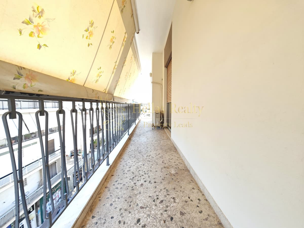 Apartment in Center, Dafni — Photo 19 of 21