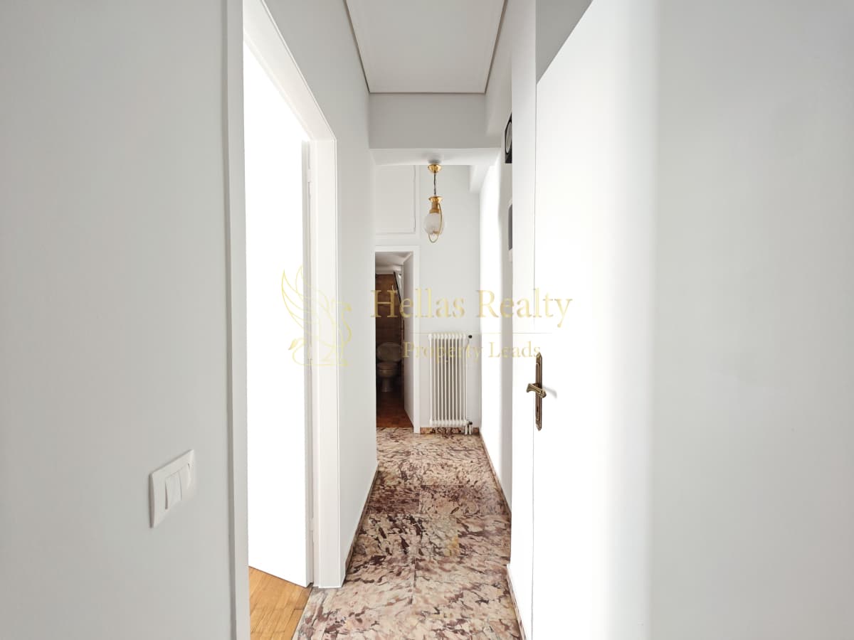 Apartment in Center, Dafni — Photo 10 of 21