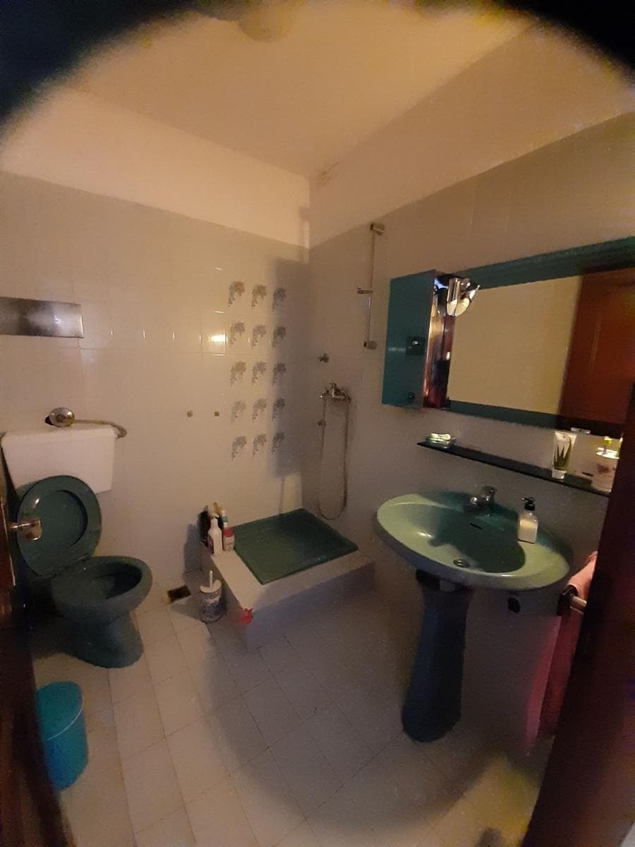 House in Panorama, Panorama — Photo 13 of 25