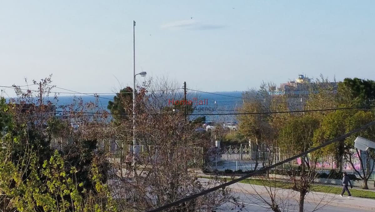 Διαμέρισμα στην Καραμπουρνακι, Καλαμαριά — Φωτογραφία 1 από 7