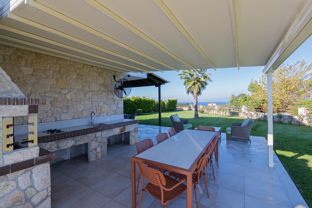 House in Nea Fokaia, Kassandra — Photo 22 of 30
