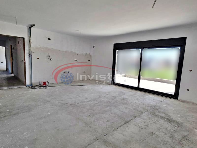 Apartment in Center, Thermi — Photo 1 of 16