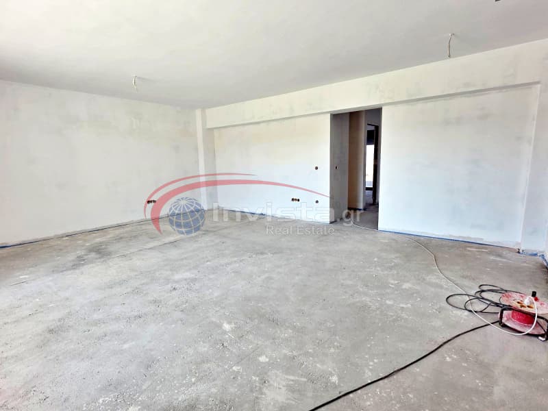 Apartment in Center, Thermi — Photo 15 of 16