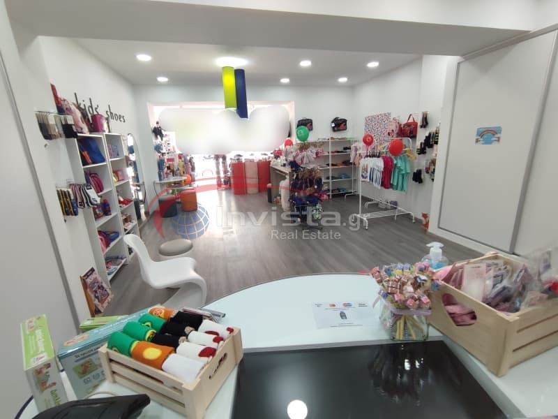 Retail Store in Mavros Gatos, Neapoli — Photo 8 of 9