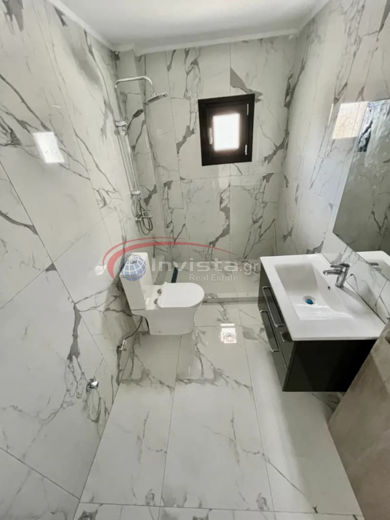 Apartment in Peraia, Peraia — Photo 11 of 17