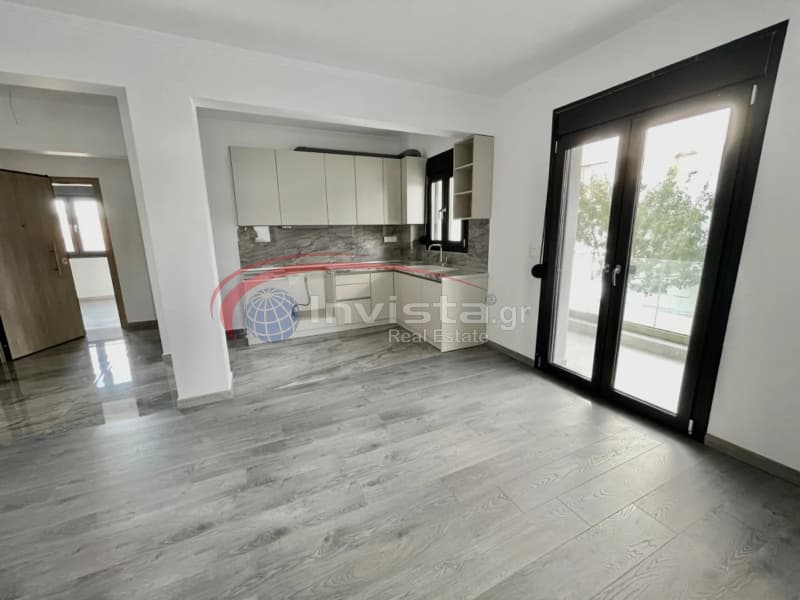 Apartment in Peraia, Peraia — Photo 1 of 17
