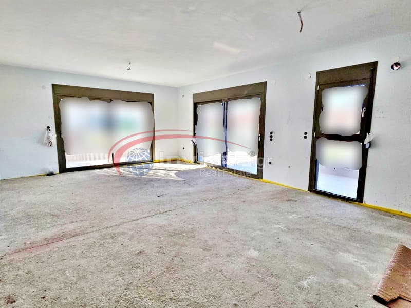 Apartment in Center, Thermi — Photo 16 of 24