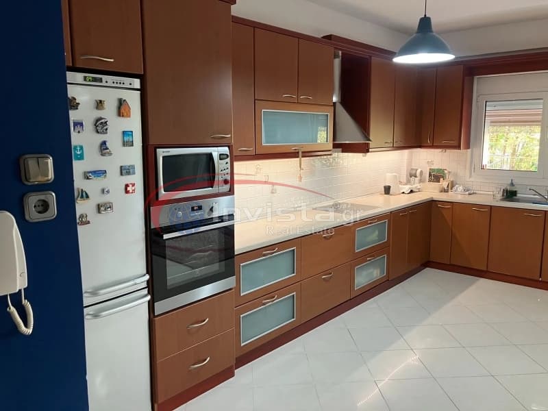 Apartment in Agios Panteleimon, Kalamaria — Photo 1 of 15