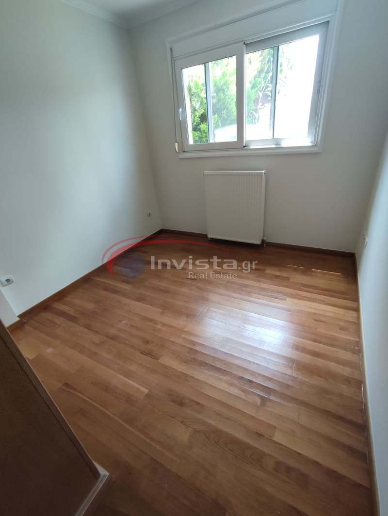 House in Panorama, Panorama — Photo 20 of 25