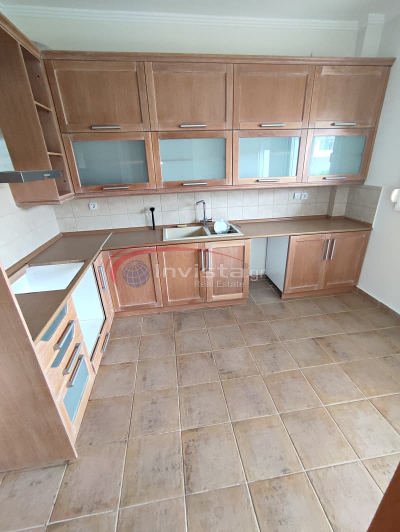 House in Panorama, Panorama — Photo 4 of 25