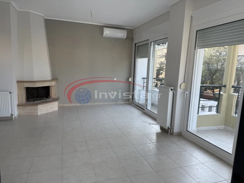 House in Center, Panorama — Photo 10 of 13