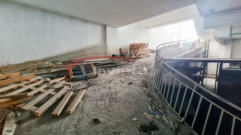 Warehouse in Agios Panteleimon, Kalamaria — Photo 5 of 26