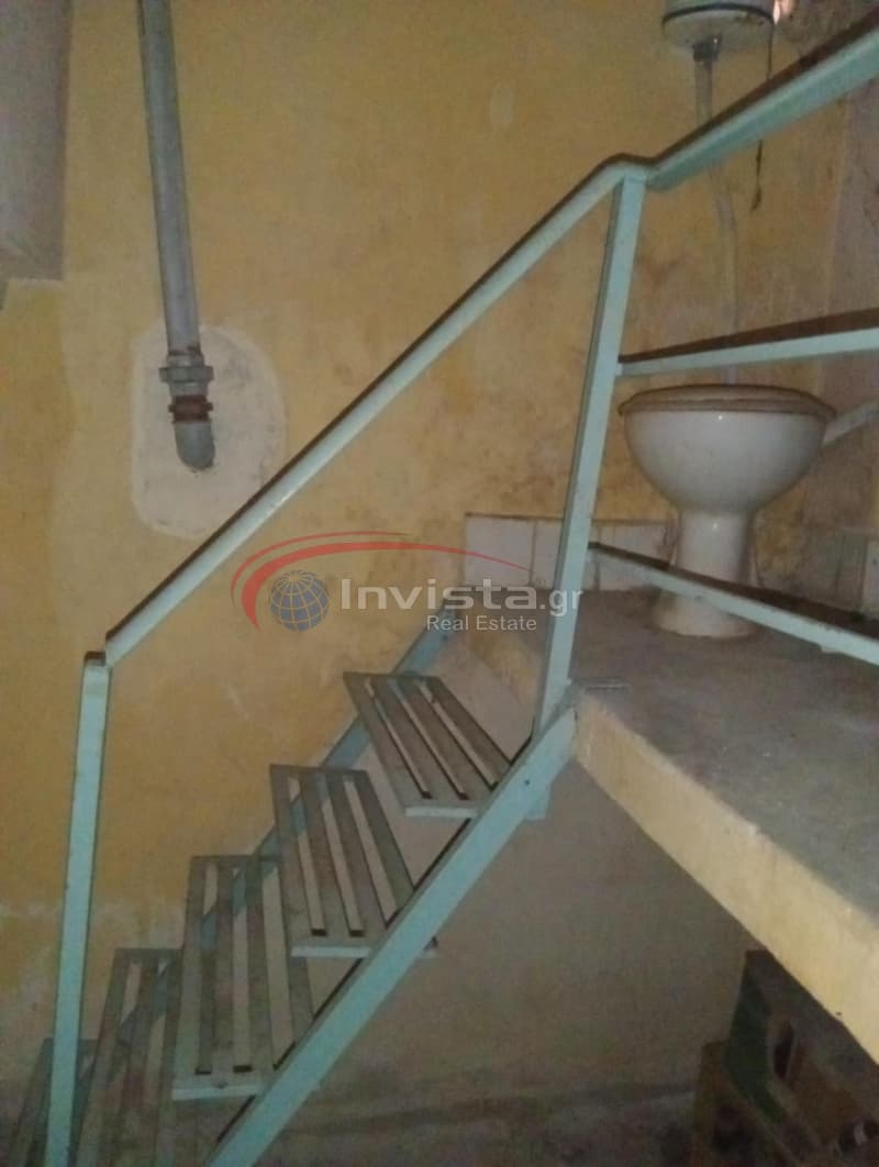 Warehouse in Center, Kalamaria — Photo 7 of 8