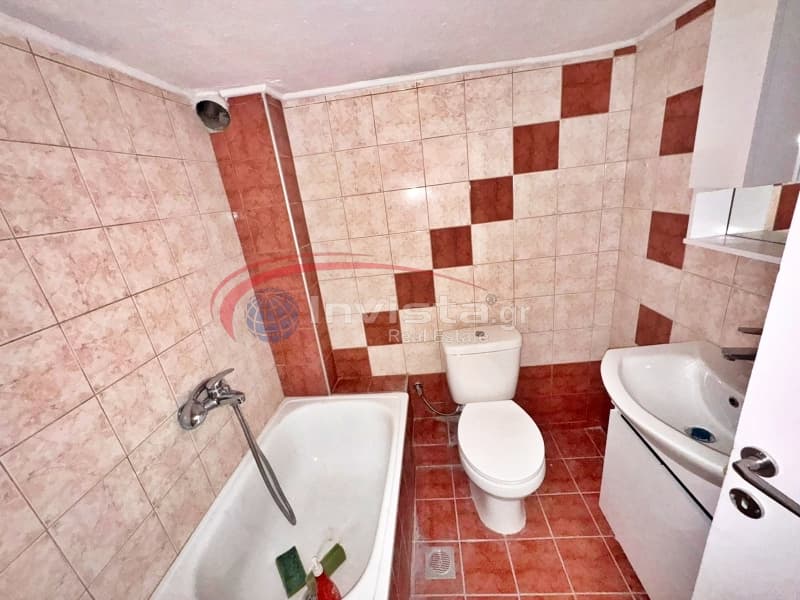 Apartment in Eptalofos, Ampelokipoi — Photo 18 of 25