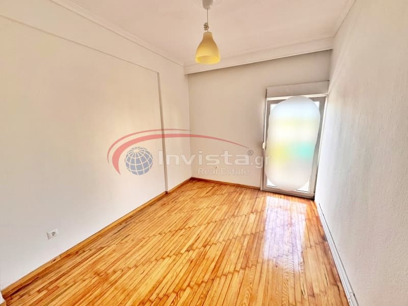 Apartment in Eptalofos, Ampelokipoi — Photo 11 of 25