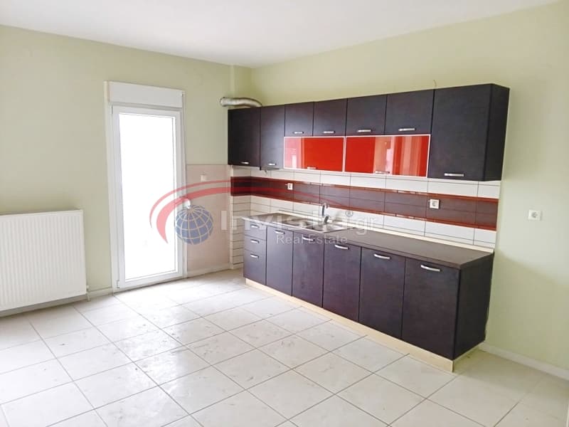 Apartment in Eptalofos, Ampelokipoi — Photo 2 of 6