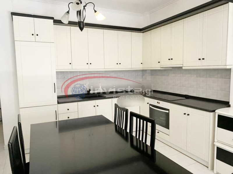 Apartment in Dimarcheiou, Ampelokipoi — Photo 1 of 10
