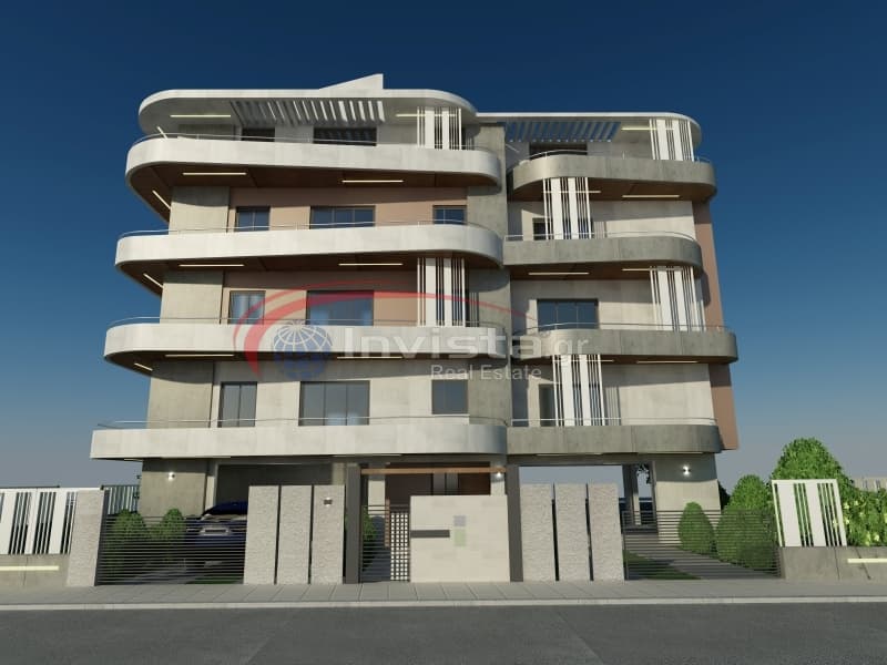 Retail Store in Agios Ioannis, Kalamaria — Photo 1 of 5