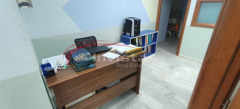 Retail Store in Center, Thermi — Photo 15 of 25