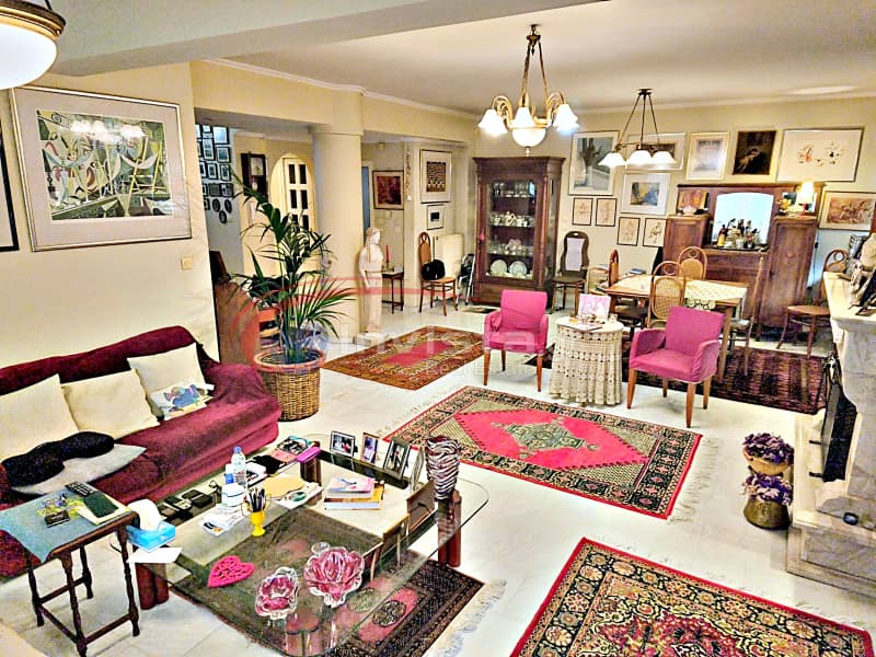 House in Center, Panorama — Photo 14 of 30