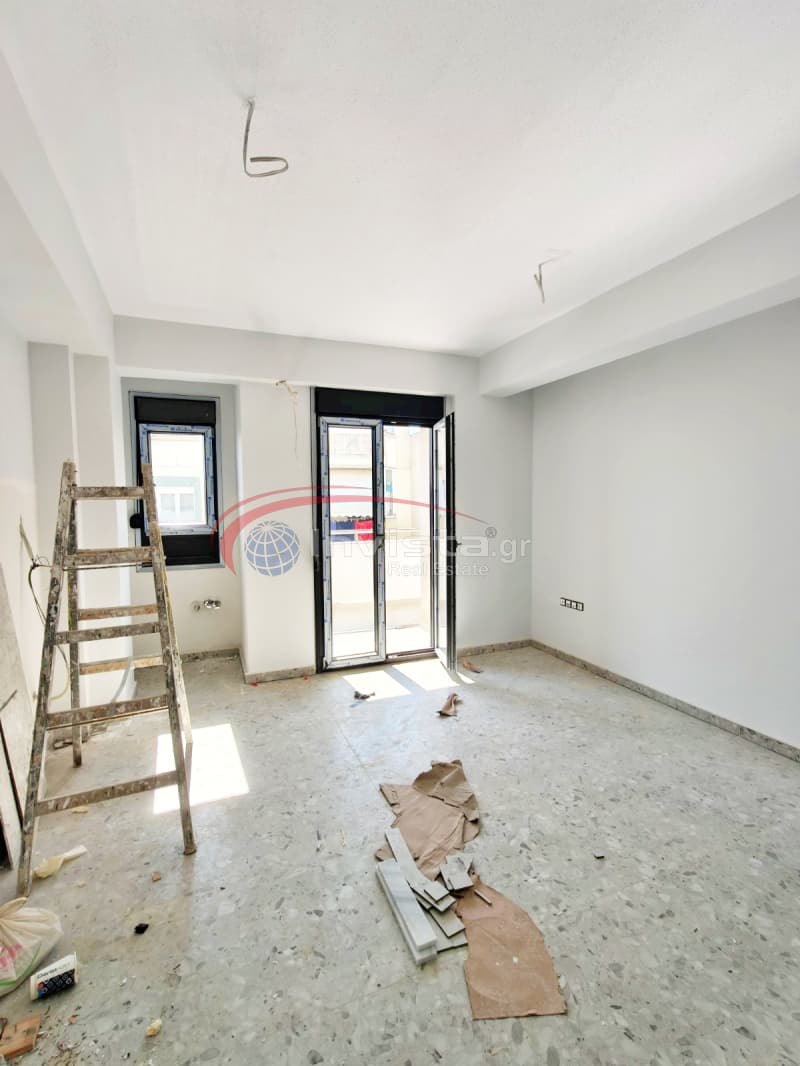 Apartment in Kato Ilioupoli, Stavroupoli — Photo 2 of 16