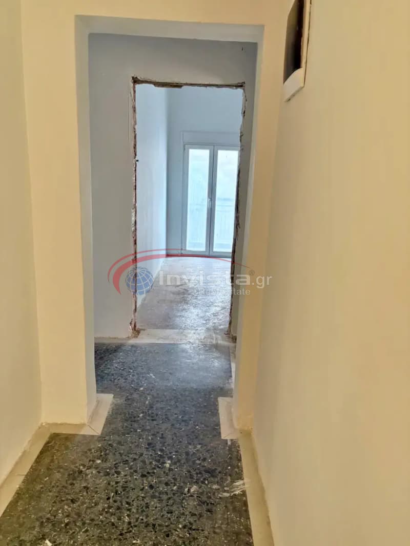 Apartment in Skeparni, Ampelokipoi — Photo 2 of 8