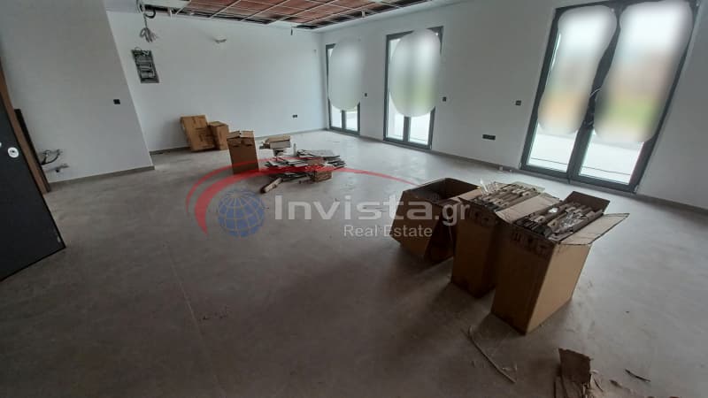 Retail Store in Center, Thermi — Photo 13 of 20