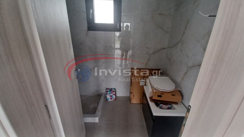 Retail Store in Center, Thermi — Photo 14 of 20