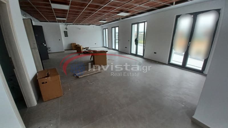 Retail Store in Center, Thermi — Photo 2 of 20