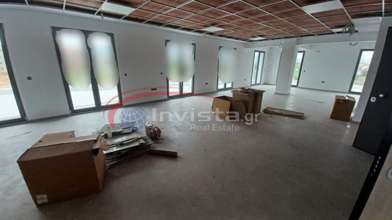 Retail Store in Center, Thermi — Photo 8 of 20