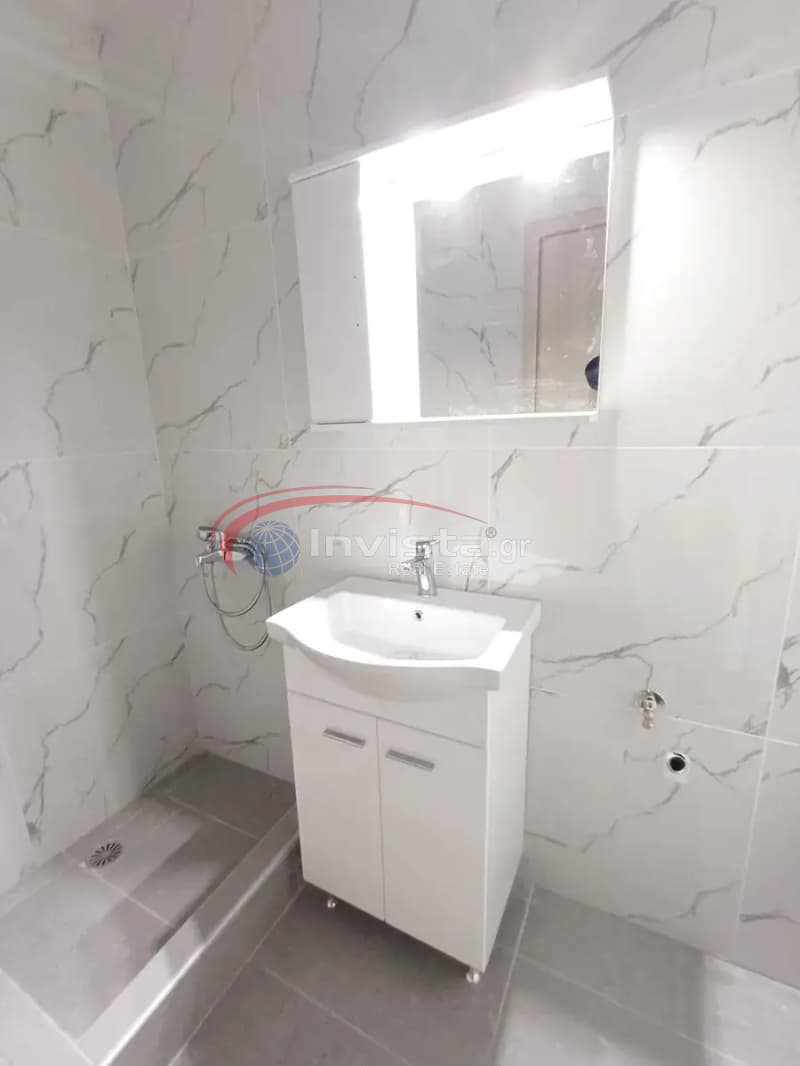 Apartment in Foinikas, Kalamaria — Photo 15 of 21