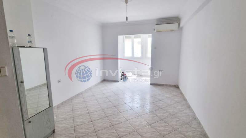 Apartment in Nea Krini, Kalamaria — Photo 1 of 20